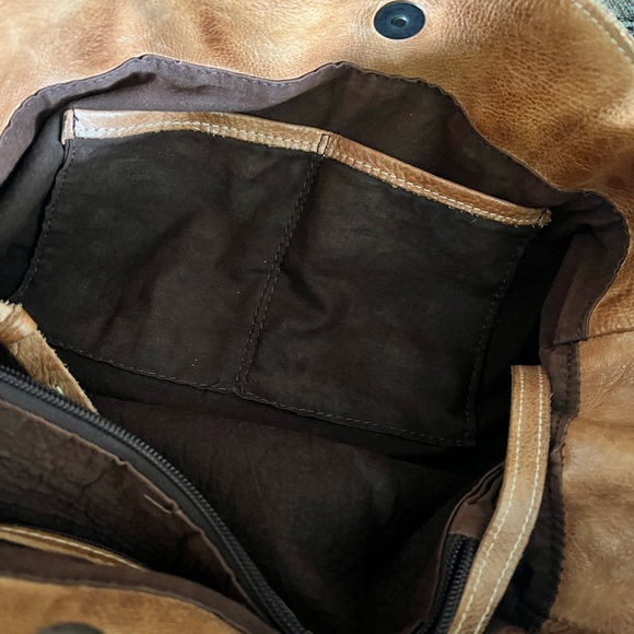 Rockaway Bedstu Bag/ Purse 👜 Love it. In good shape! ✨ Tan, camel color 😍 💯 - Picture 6 of 10